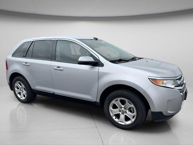Photo of 2013 Ingot Silver Metallic Ford Edge