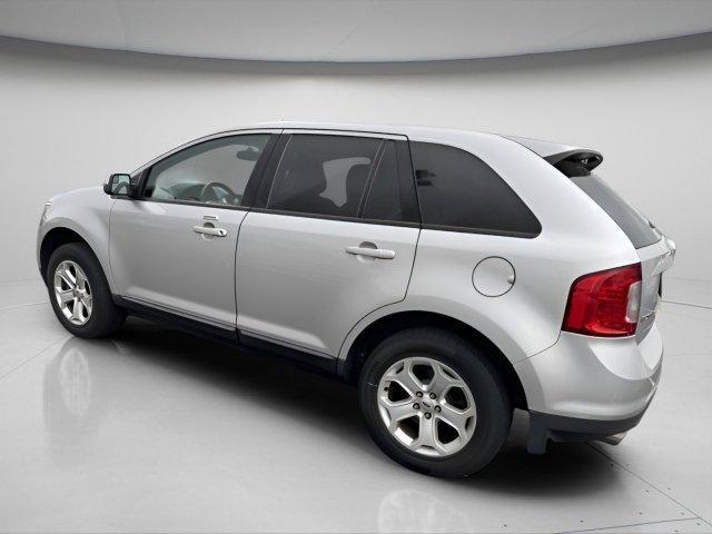 Photo of 2013 Ingot Silver Metallic Ford Edge