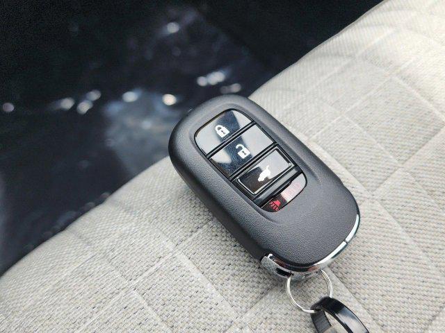 Photo of 2026 Solar Silver Metallic Honda HR-V