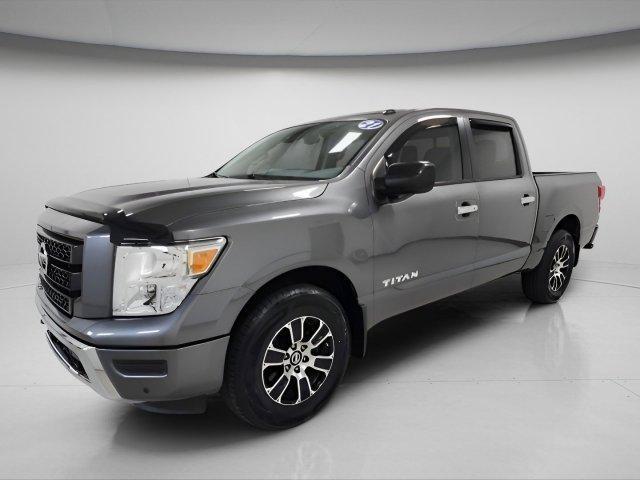 Photo of 2021 Gun Metallic Nissan Titan