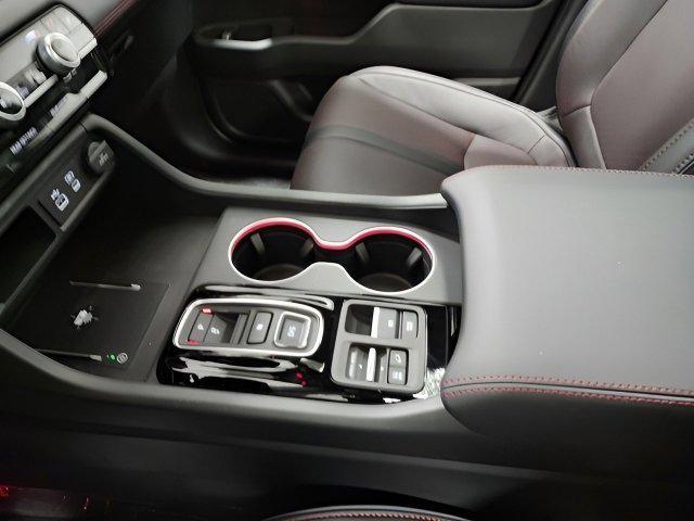 Photo of 2025 Platinum White Pearl Honda Pilot