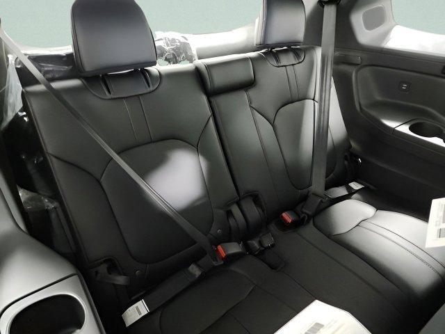 Photo of 2025 Platinum White Pearl Honda Pilot