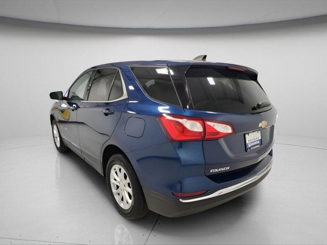 Photo of 2019 Pacific Blue Metallic Chevrolet Equinox