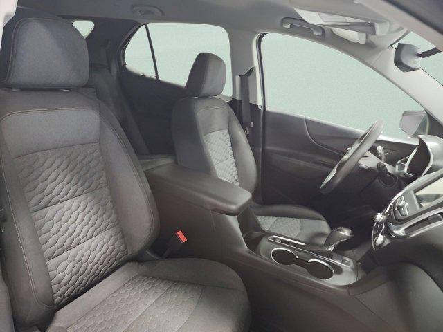 Photo of 2019 Pacific Blue Metallic Chevrolet Equinox
