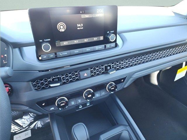 Photo of 2025 Solar Silver Metallic Honda Accord