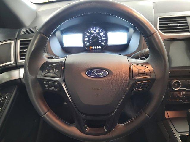 Photo of 2017 Shadow Black Ford Explorer