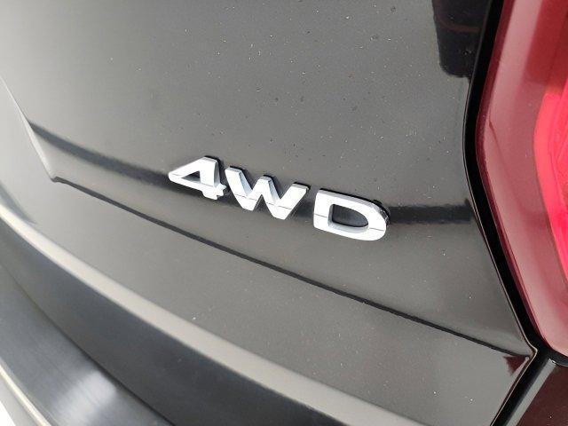 Photo of 2017 Shadow Black Ford Explorer