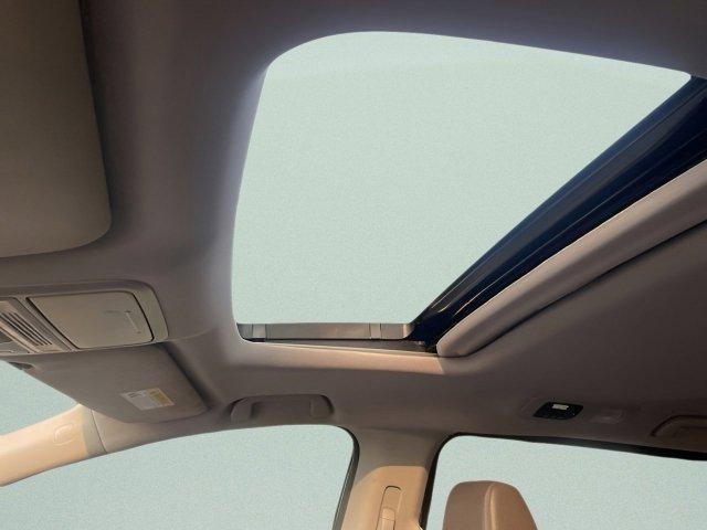 Photo of 2020 Crystal Black Pearl Honda Odyssey