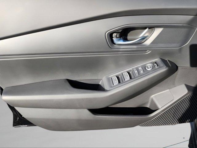 Photo of 2025 Meteorite Gray Metallic Honda Accord