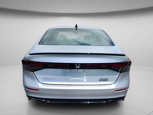 Photo of 2025 Solar Silver Metallic Honda Accord Hybrid