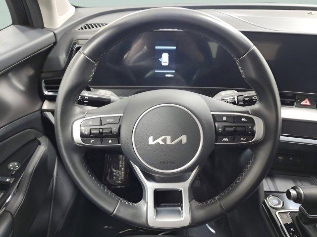 Photo of 2023 Ebony Black Kia Sportage