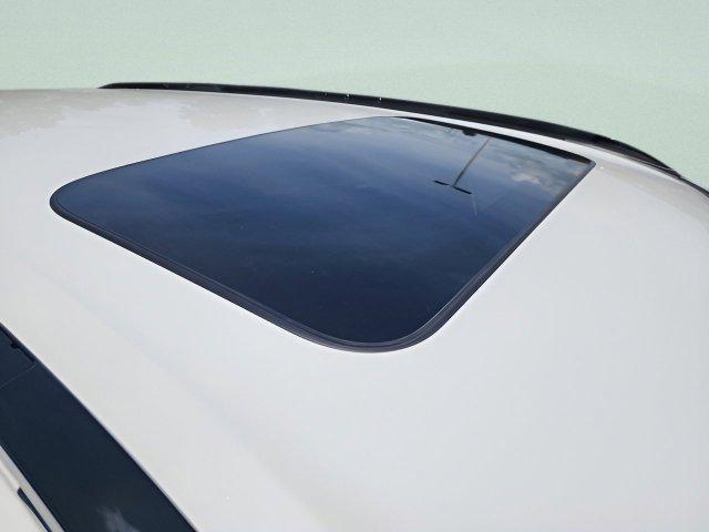 Photo of 2026 Platinum White Pearl Honda CR-V Hybrid