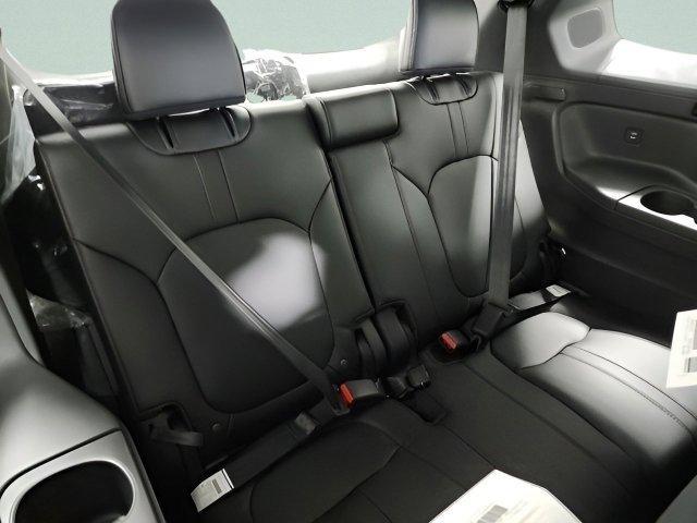 Photo of 2025 Platinum White Pearl Honda Pilot