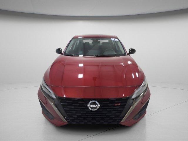 Photo of 2023 Scarlet Ember Tintcoat Nissan Altima