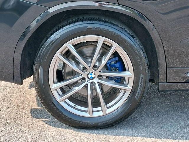 Photo of 2021 Black Sapphire Metallic BMW X3