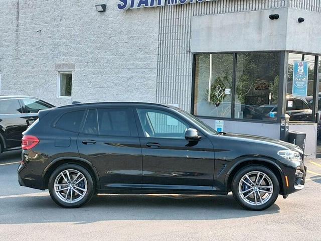 Photo of 2021 Black Sapphire Metallic BMW X3