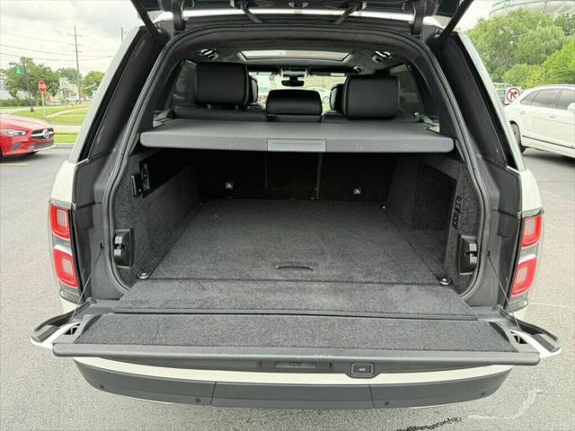 Photo of 2019 Fuji White Land Rover Range Rover