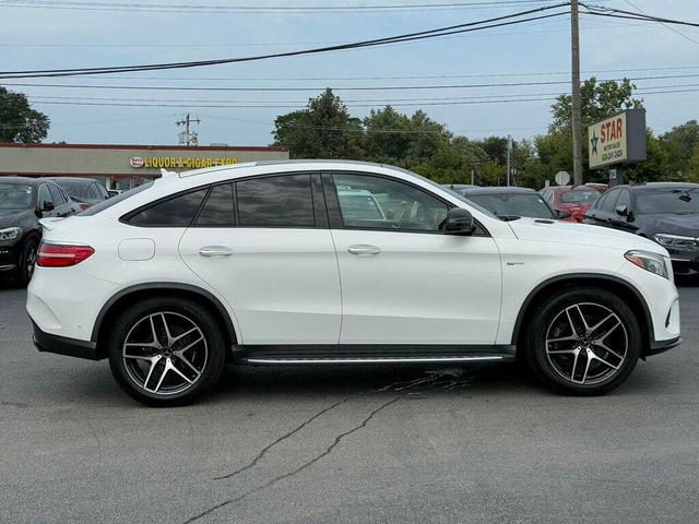 Photo of 2019 designo Diamond White Mercedes-Benz AMG GLE 43