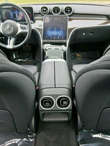 Photo of 2022 MANUFAKTUR Cardinal Red Metallic Mercedes-Benz C-Class