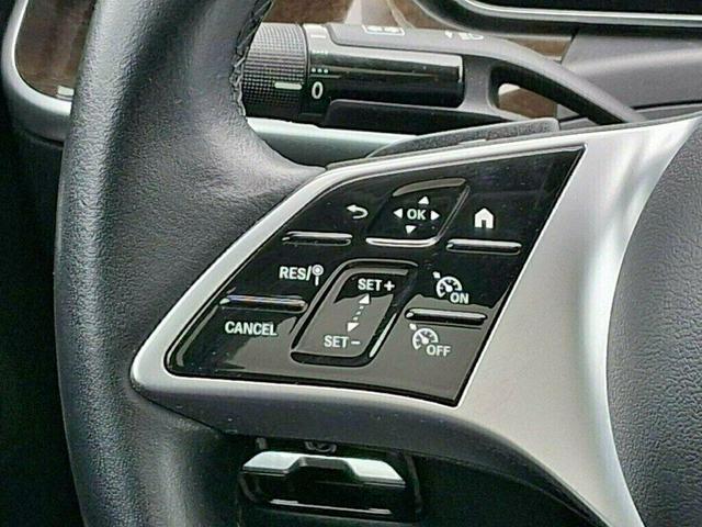 Photo of 2022 MANUFAKTUR Cardinal Red Metallic Mercedes-Benz C-Class