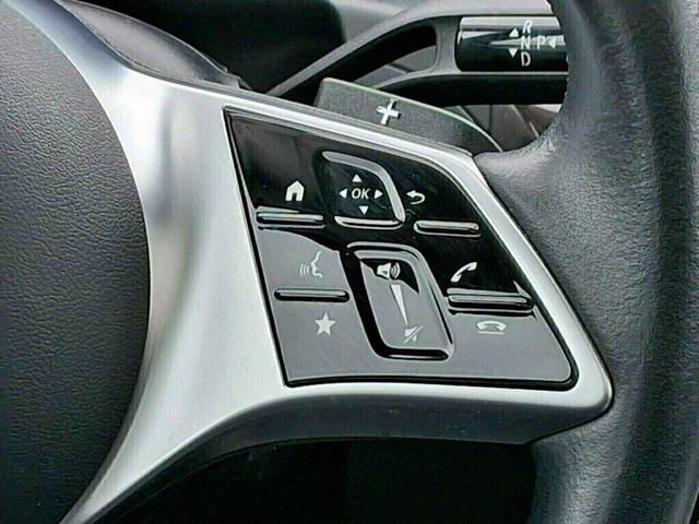 Photo of 2022 MANUFAKTUR Cardinal Red Metallic Mercedes-Benz C-Class