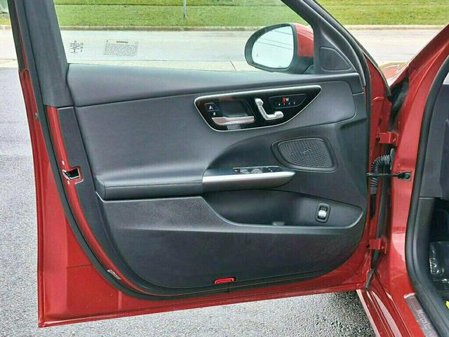 Photo of 2022 MANUFAKTUR Cardinal Red Metallic Mercedes-Benz C-Class
