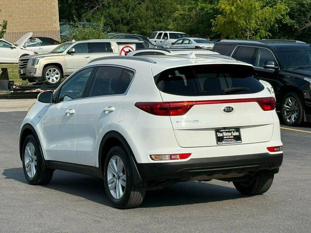 Photo of 2017 Clear White Kia Sportage