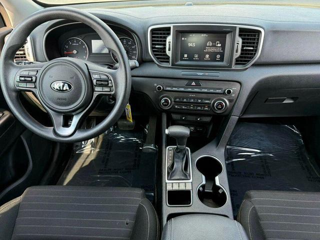 Photo of 2017 Clear White Kia Sportage