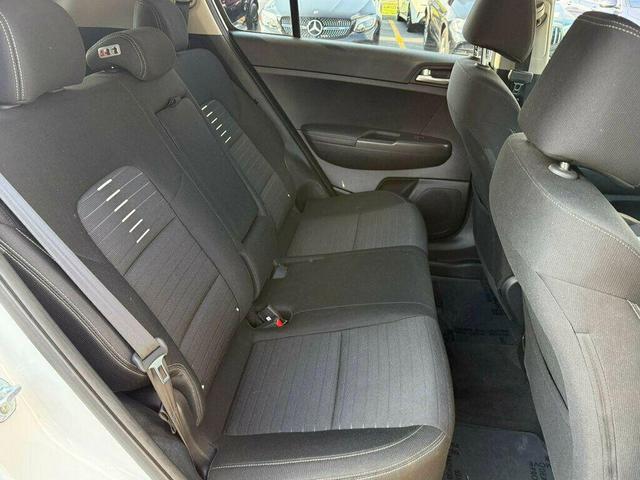 Photo of 2017 Clear White Kia Sportage