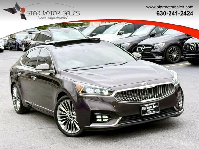 Photo of 2017 Granite Brown Kia Cadenza