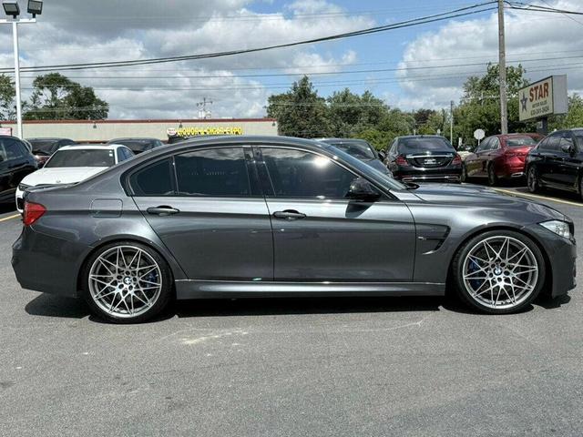 Photo of 2015 Mineral Gray Metallic BMW M3