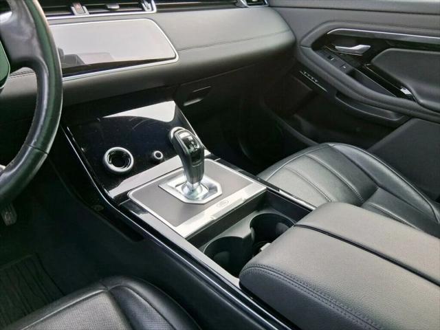 Photo of 2020 Silicon Silver Premium Metallic Land Rover Range Rover Evoque