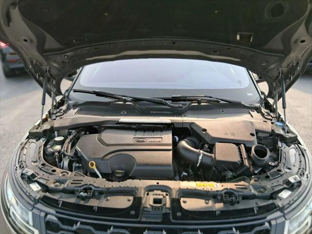 Photo of 2020 Silicon Silver Premium Metallic Land Rover Range Rover Evoque