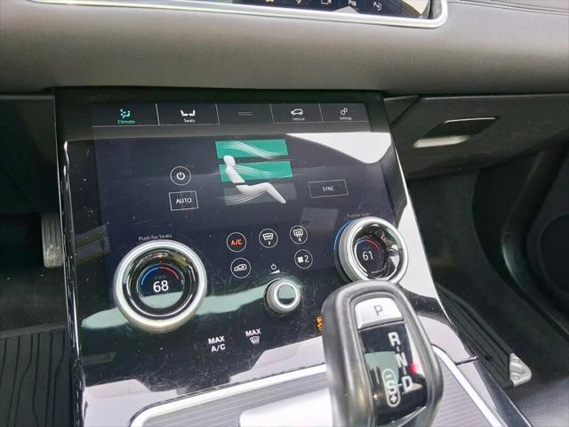 Photo of 2020 Silicon Silver Premium Metallic Land Rover Range Rover Evoque