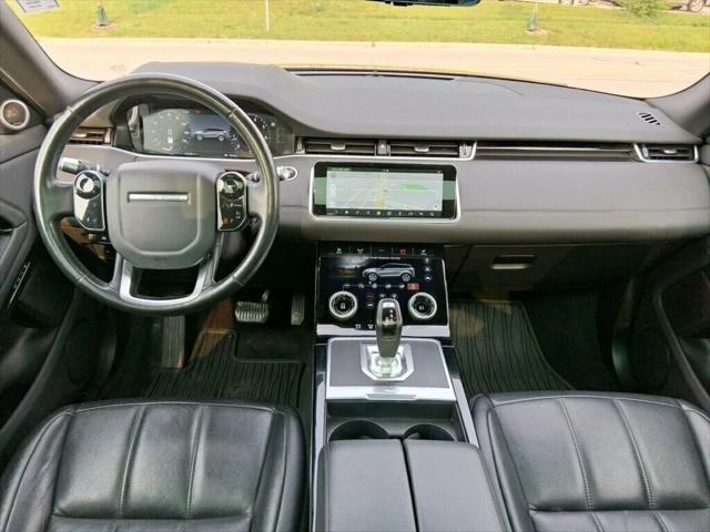 Photo of 2020 Silicon Silver Premium Metallic Land Rover Range Rover Evoque