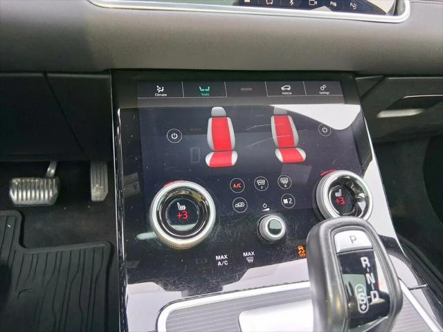 Photo of 2020 Silicon Silver Premium Metallic Land Rover Range Rover Evoque