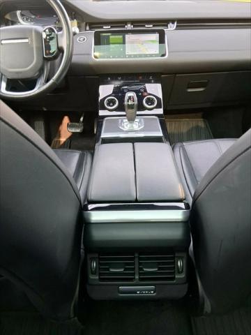 Photo of 2020 Silicon Silver Premium Metallic Land Rover Range Rover Evoque