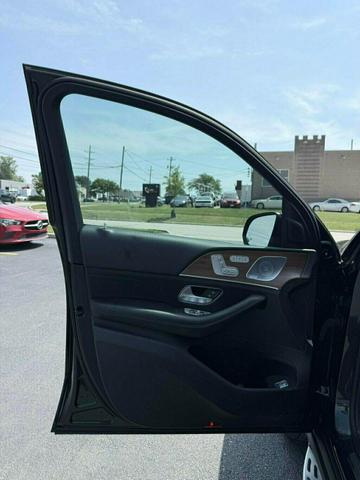 Photo of 2020 Emerald Green Metallic Mercedes-Benz GLS 450