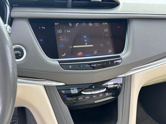 Photo of 2018 Stellar Black Metallic Cadillac XT5