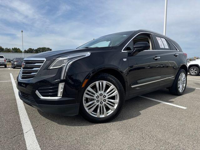 Photo of 2018 Stellar Black Metallic Cadillac XT5