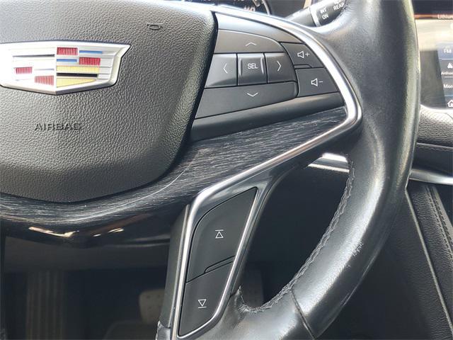 Photo of 2021 Stellar Black Metallic Cadillac XT5