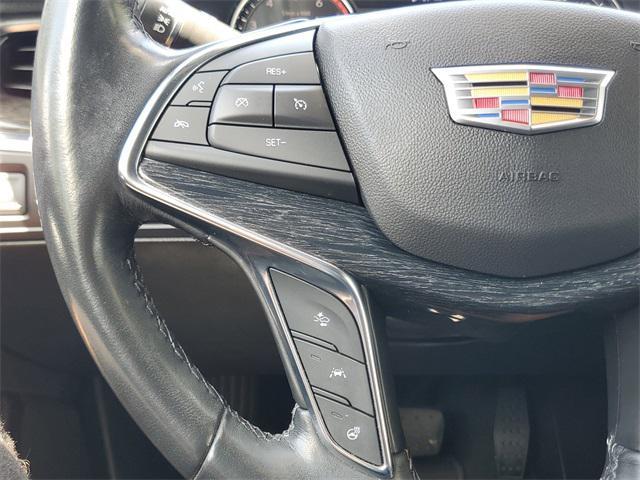 Photo of 2021 Stellar Black Metallic Cadillac XT5