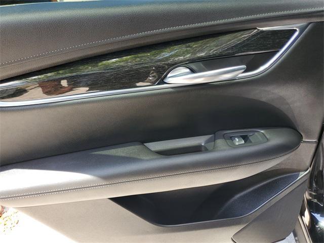 Photo of 2021 Stellar Black Metallic Cadillac XT5