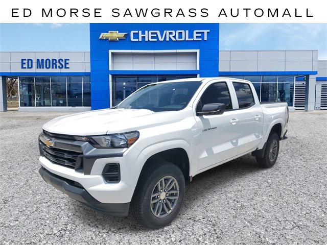 Photo of 2025 Summit White Chevrolet Colorado