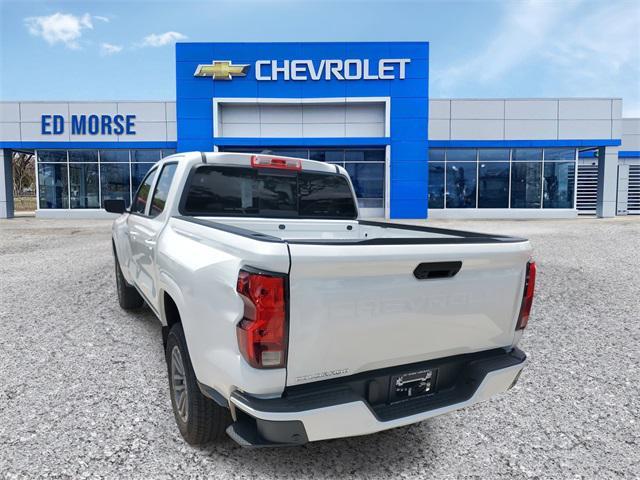 Photo of 2025 Summit White Chevrolet Colorado
