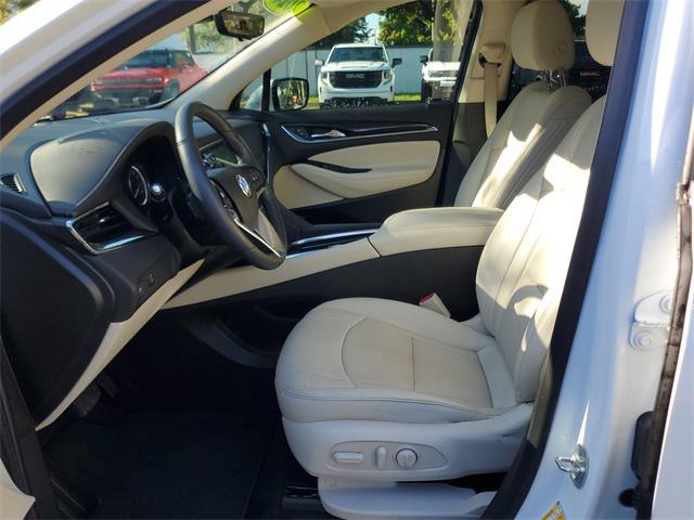 Photo of 2024 Summit White Buick Enclave