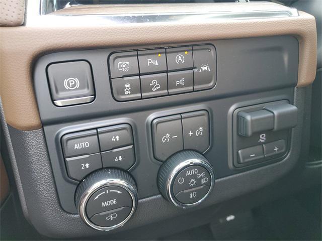 Photo of 2025 Iridescent Pearl Tricoat Chevrolet Tahoe