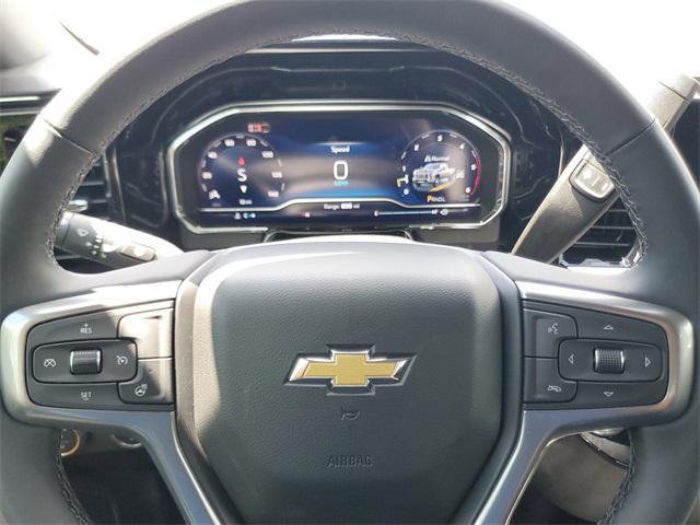 Photo of 2025 Summit White Chevrolet Silverado 3500