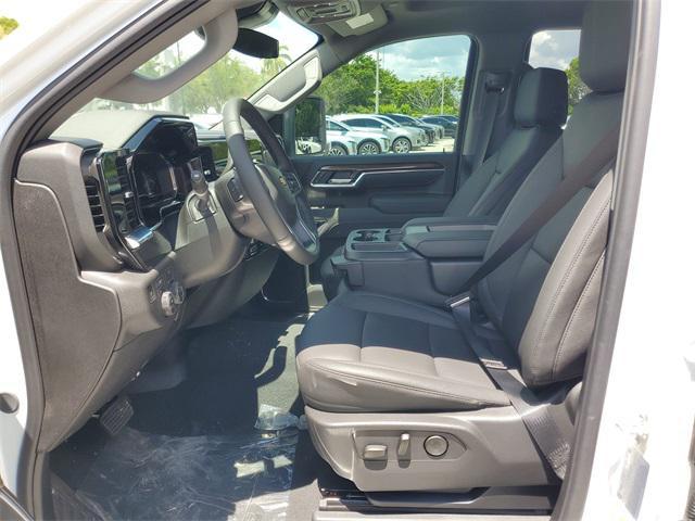 Photo of 2025 Summit White Chevrolet Silverado 3500