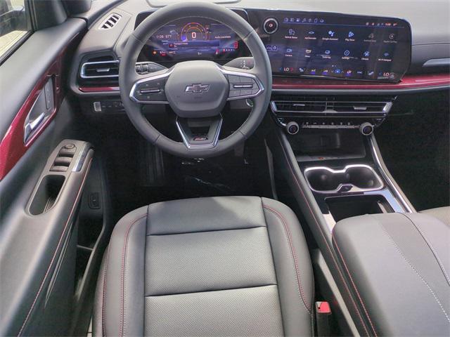 Photo of 2025 Lakeshore Blue Metallic Chevrolet Traverse